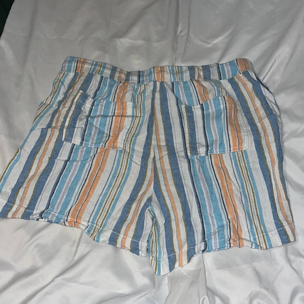 Briggs Striped Linen Shorts - Picture 2 of 4